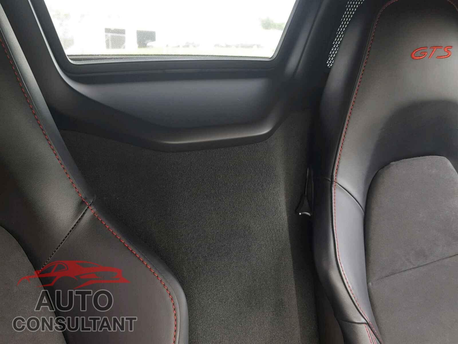 PORSCHE BOXSTER 2015 - WP0CB2A8XFS140299