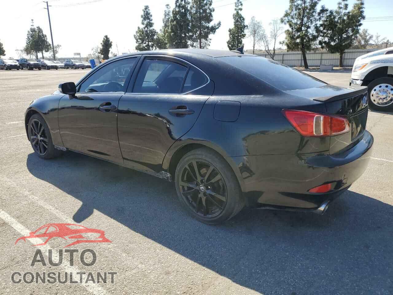 LEXUS IS 2012 - JTHCF5C22C5057523