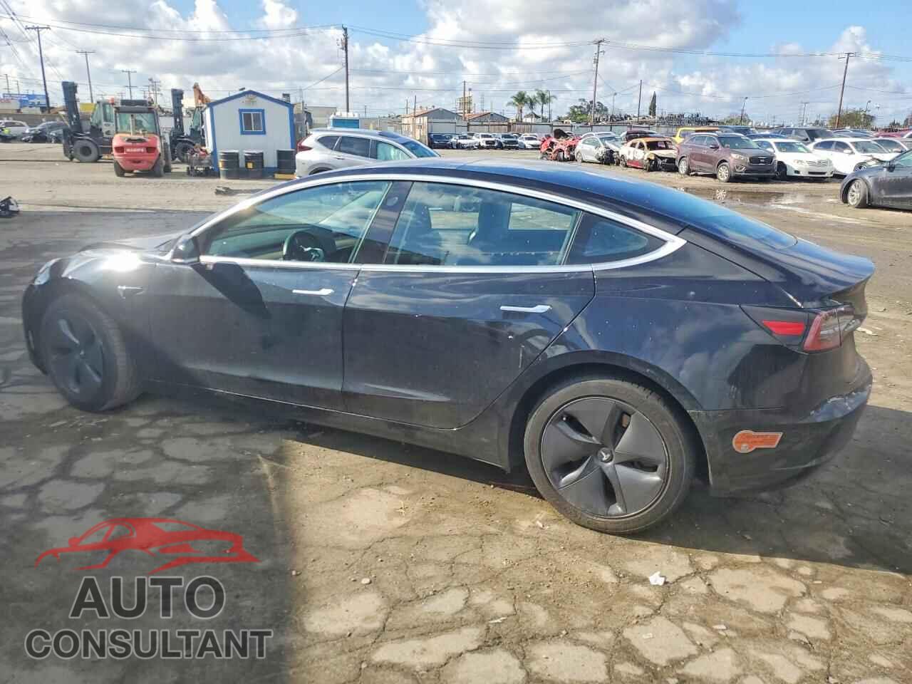 TESLA MODEL 3 2018 - 5YJ3E1EA4JF070125