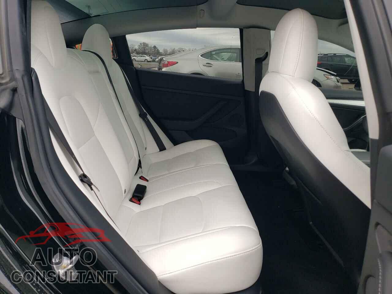 TESLA MODEL 3 2021 - 5YJ3E1EA7MF032411