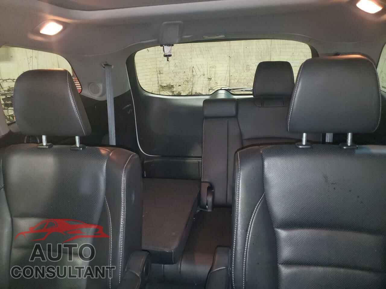HONDA PILOT 2016 - 5FNYF6H06GB071661