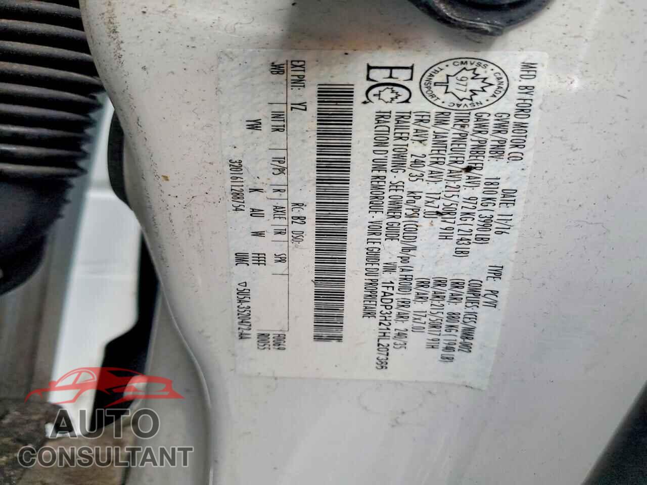 FORD FOCUS 2017 - 1FADP3H21HL207386