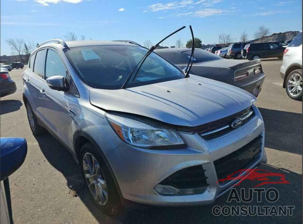 FORD ESCAPE 2016 - 1FMCU9J97GUA92824