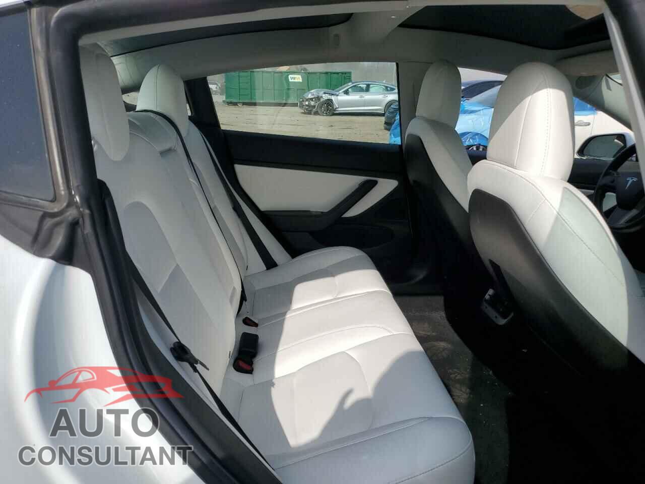 TESLA MODEL 3 2019 - 5YJ3E1EB1KF422135