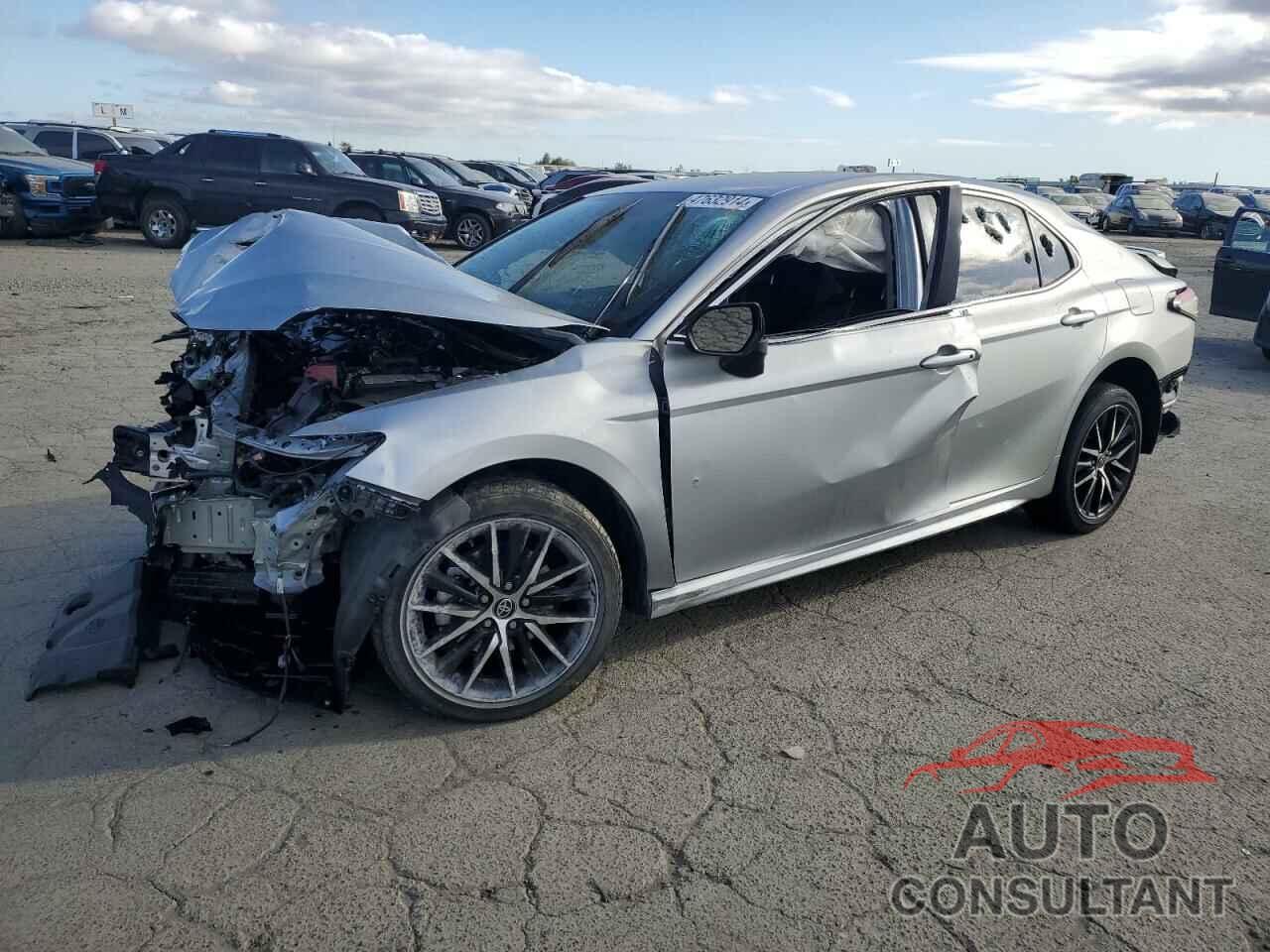 TOYOTA CAMRY 2021 - 4T1G11AK2MU489397
