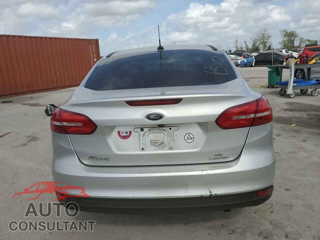 FORD FOCUS 2016 - 1FADP3F23GL236017