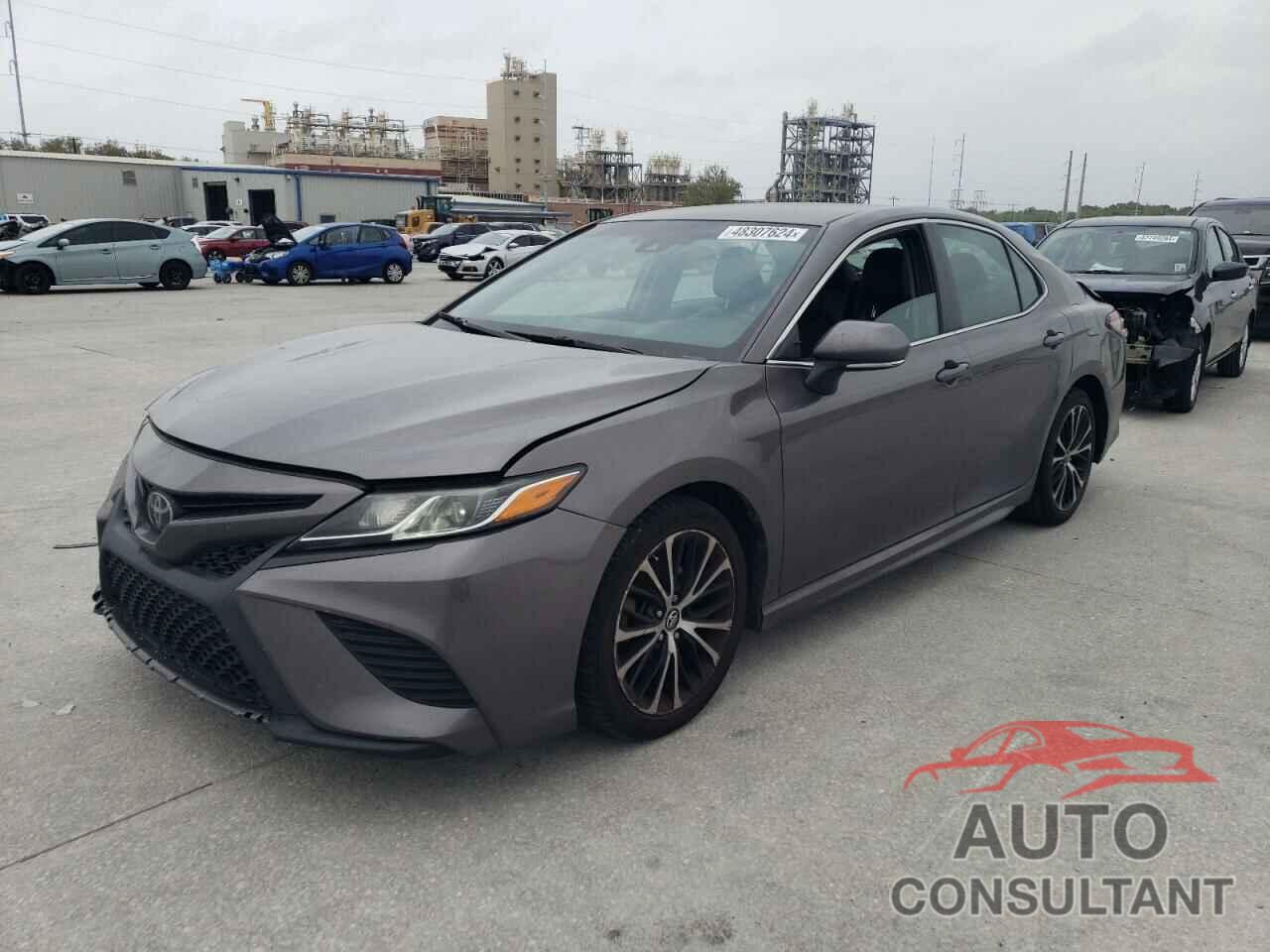 TOYOTA CAMRY 2018 - 4T1B11HKXJU670632