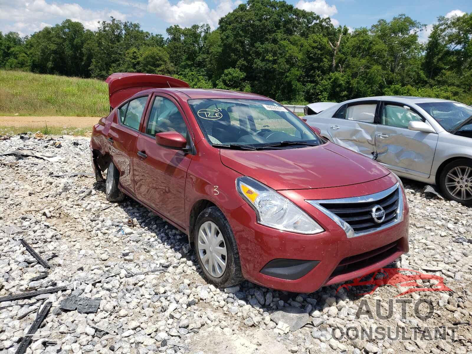 NISSAN VERSA 2019 - 3N1CN7AP5KL809022