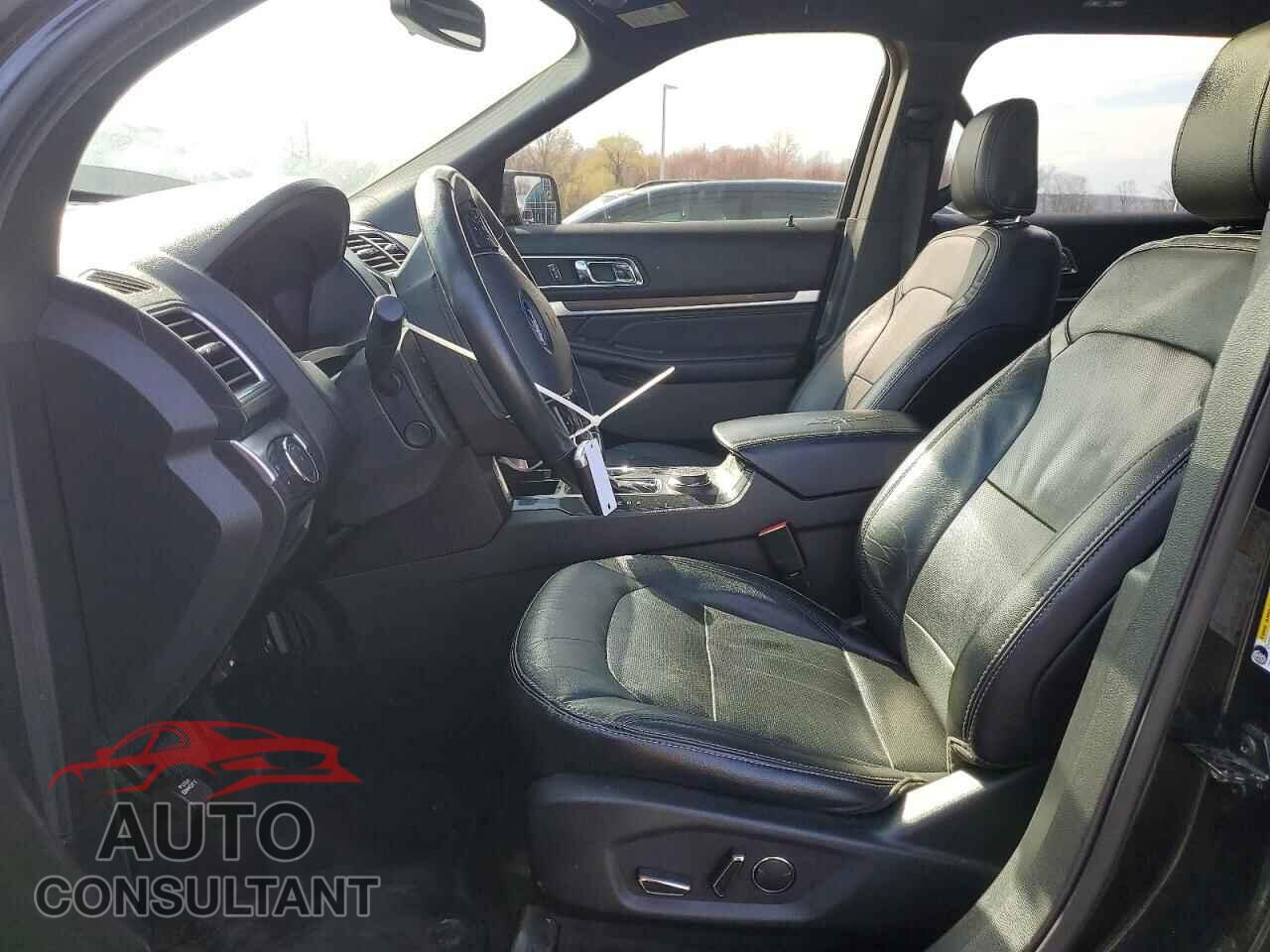 FORD EXPLORER 2018 - 1FM5K8FH5JGB50329