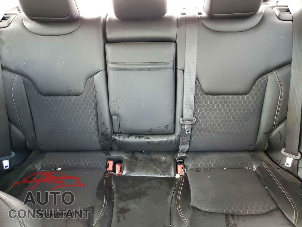 JEEP COMPASS 2018 - 3C4NJDBB4JT483411