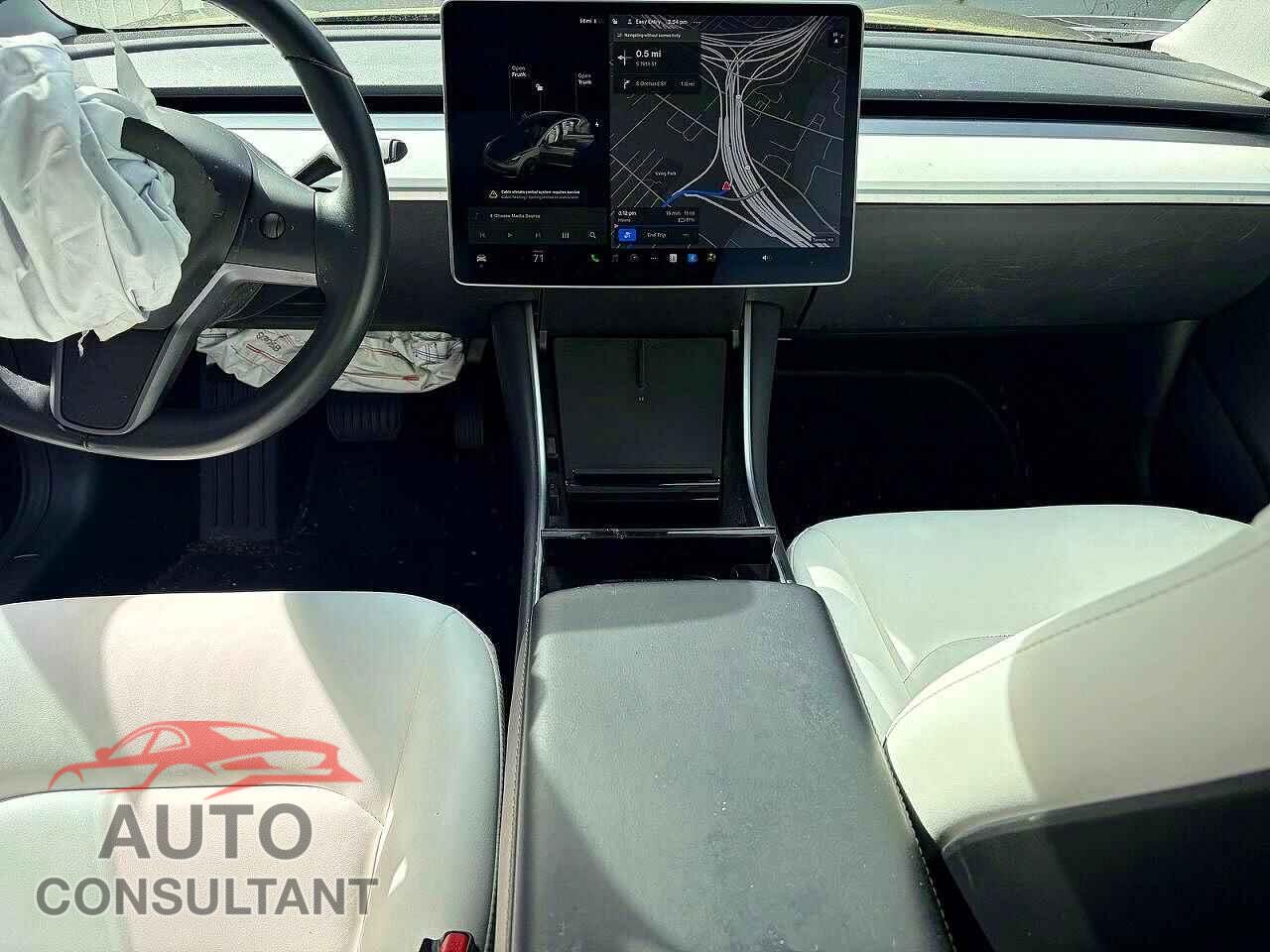TESLA MODEL 3 2018 - 5YJ3E1EB4JF122216