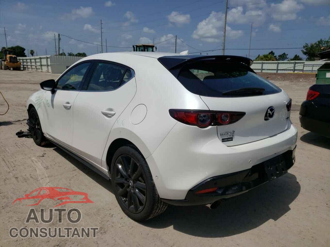 MAZDA 3 2021 - JM1BPBNY3M1311307