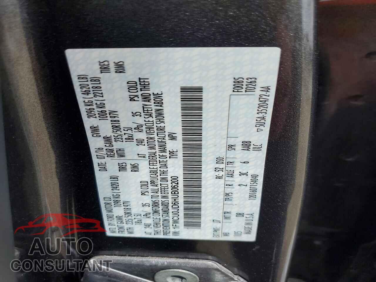 FORD ESCAPE 2017 - 1FMCU0JD6HUB06200