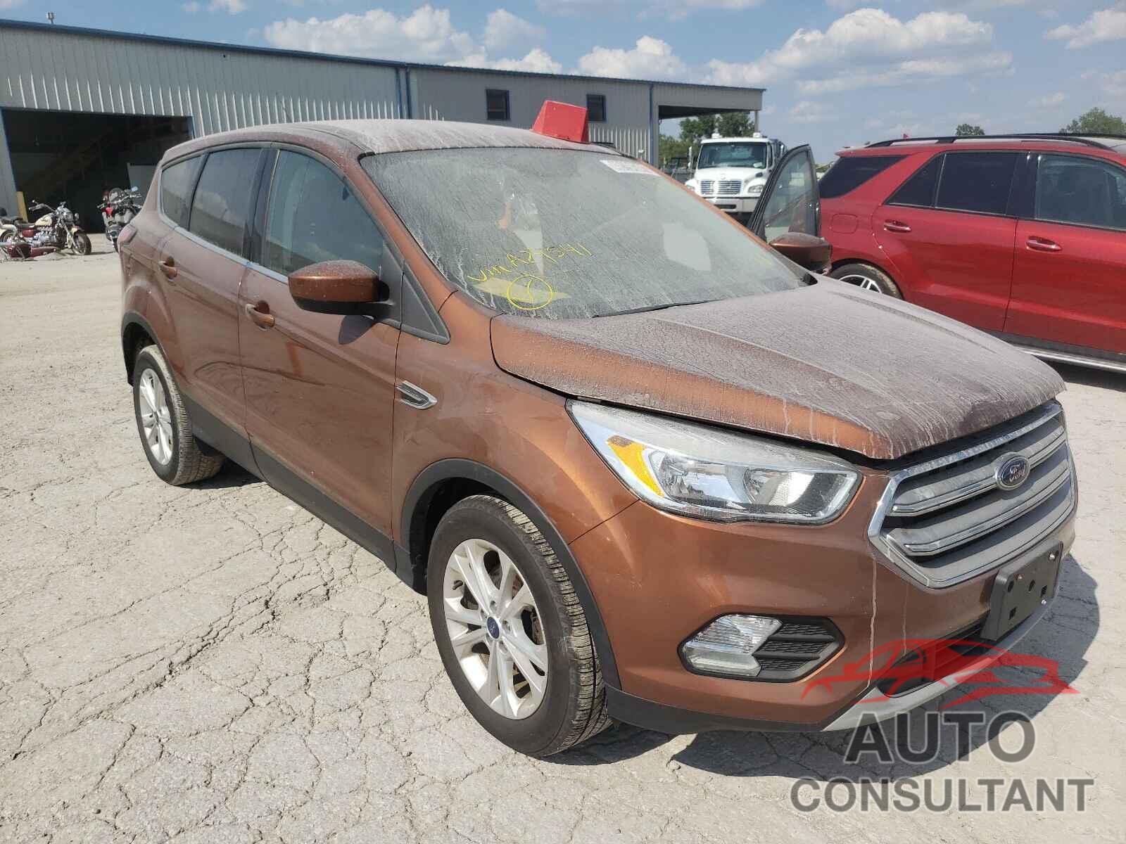 FORD ESCAPE 2017 - 1FMCU0GD9HUA29541