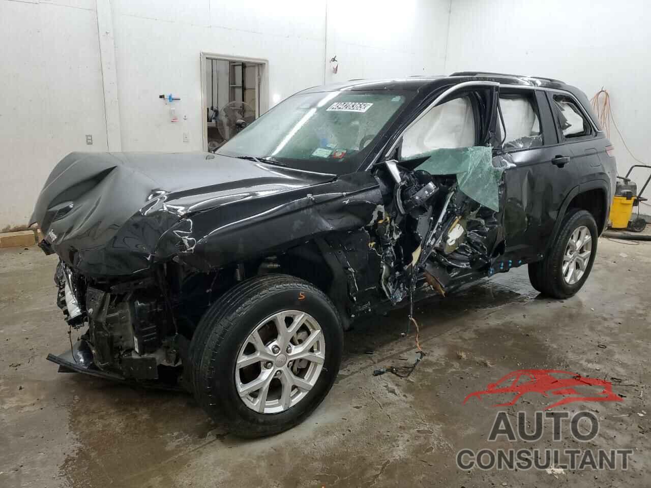 JEEP GRAND CHER 2023 - 1C4RJHBG1PC528135
