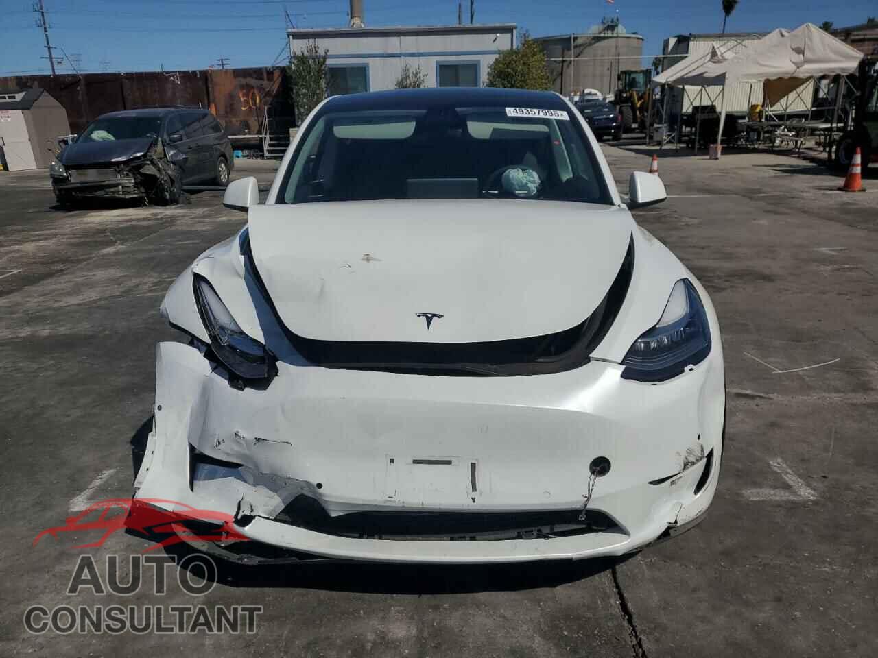 TESLA MODEL Y 2022 - 7SAYGDEE8NF340096