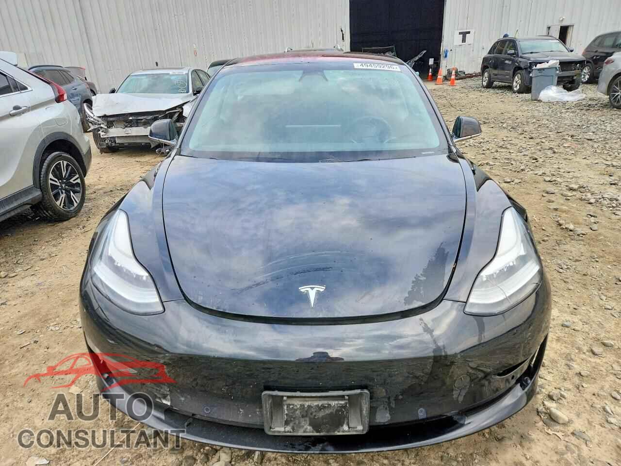 TESLA MODEL 3 2018 - 5YJ3E1EB4JF184683
