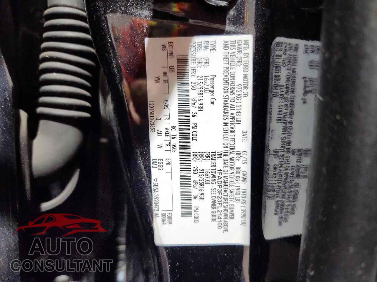 FORD FOCUS 2015 - 1FADP3F23FL214100