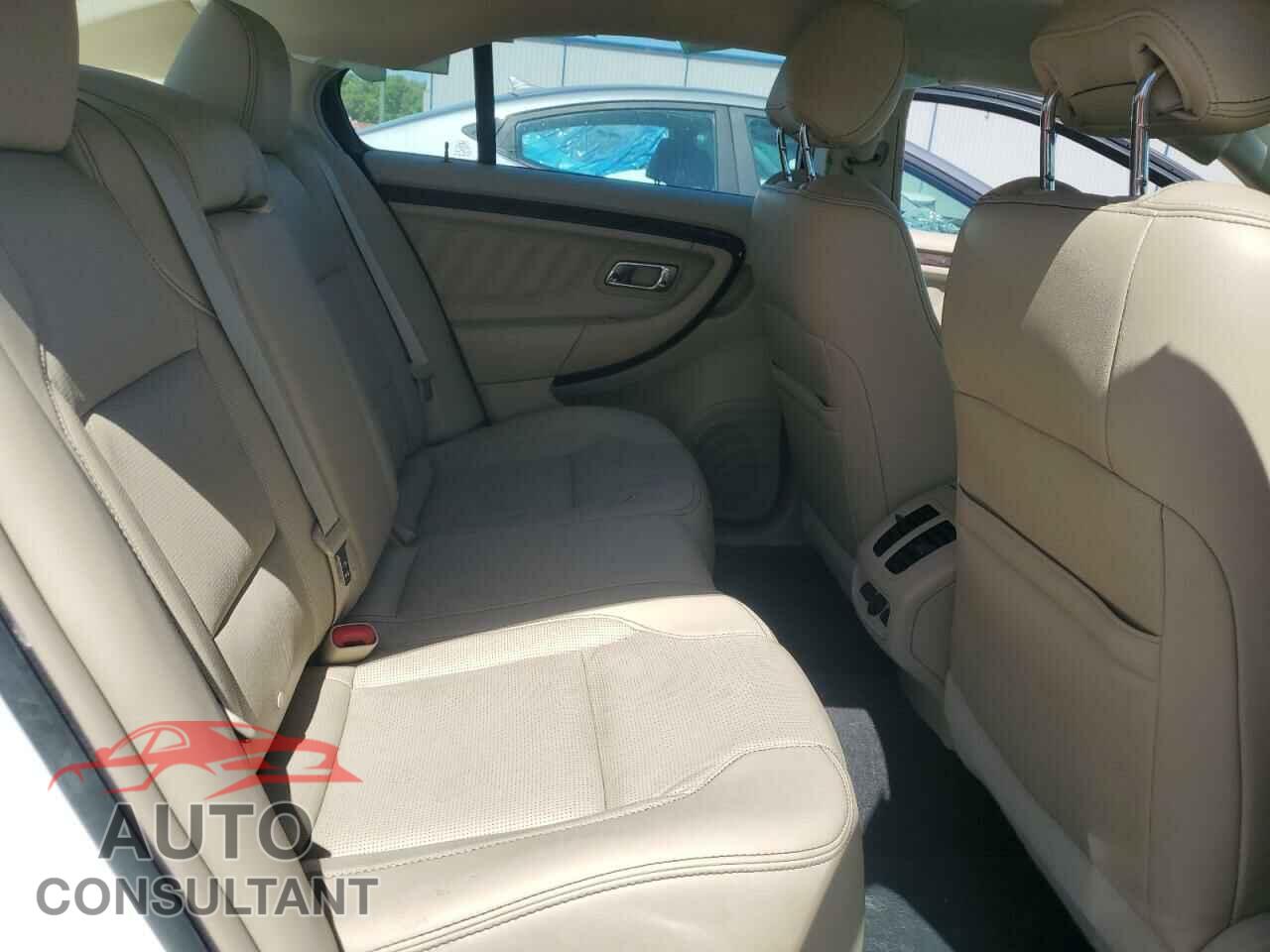 FORD TAURUS 2016 - 1FAHP2F86GG132937