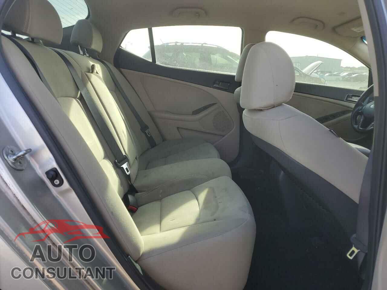 KIA OPTIMA 2012 - KNAGM4A7XC5280312
