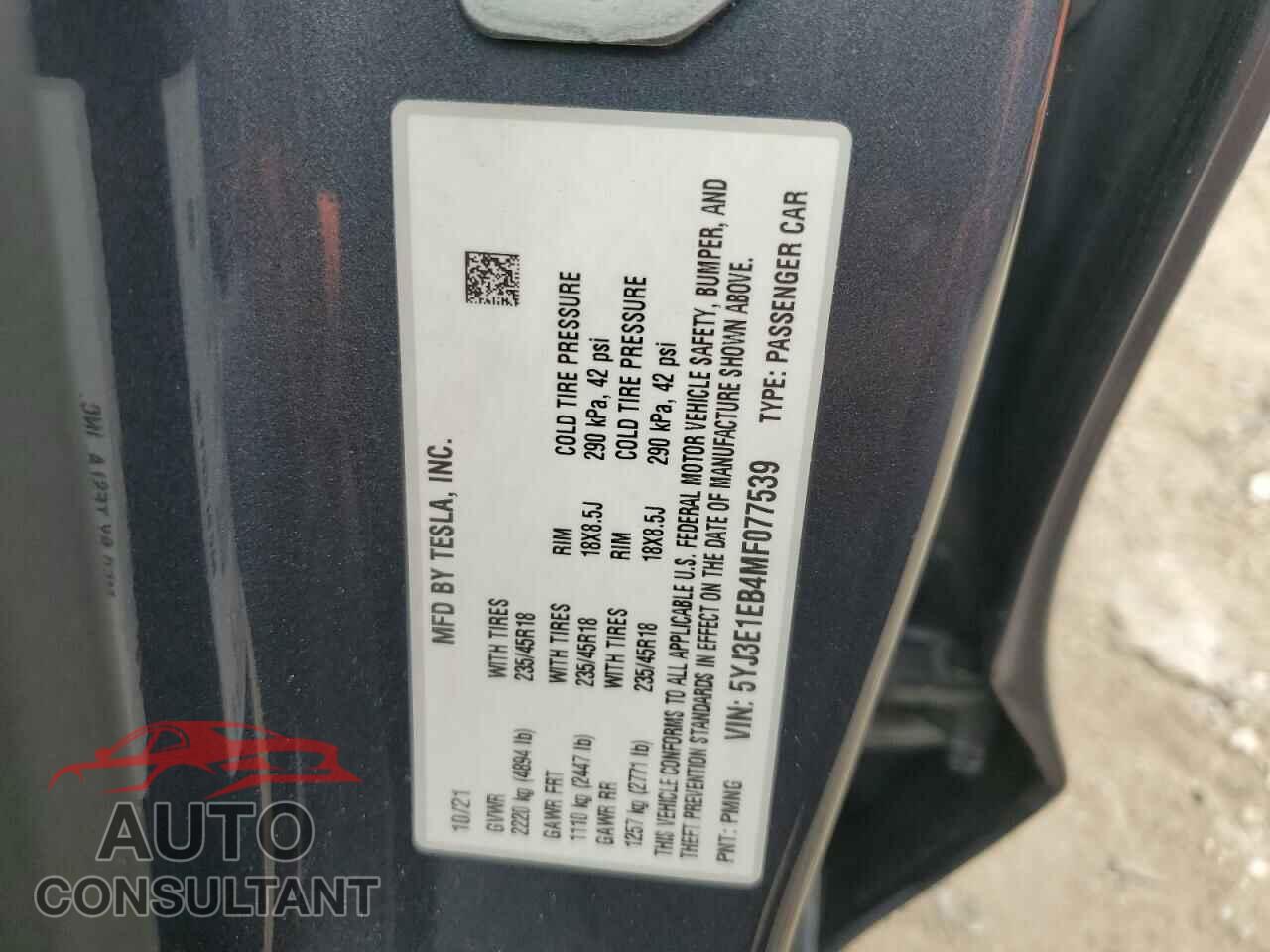 TESLA MODEL 3 2021 - 5YJ3E1EB4MF077539