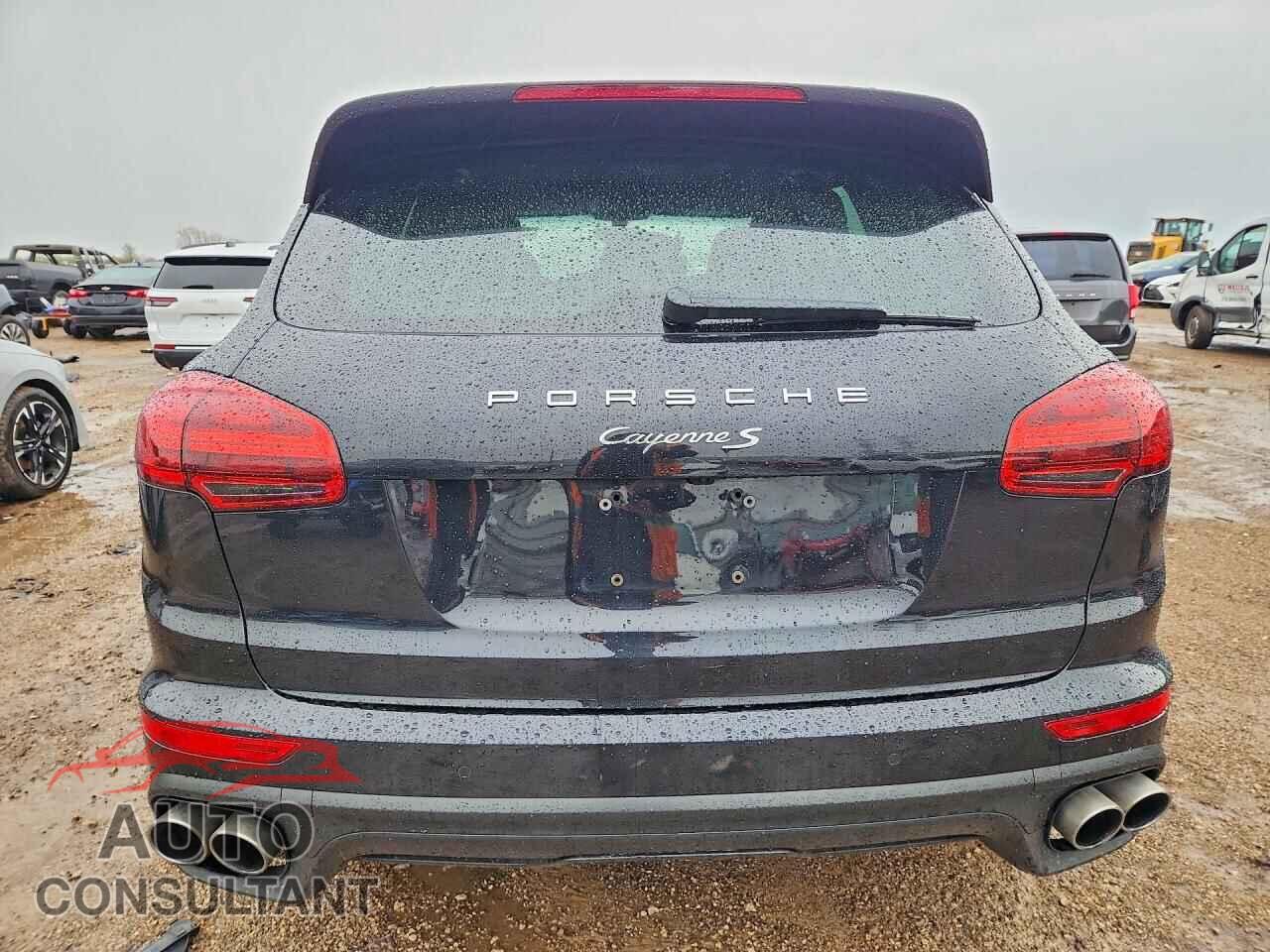 PORSCHE CAYENNE 2015 - WP1AB2A21FLA56450