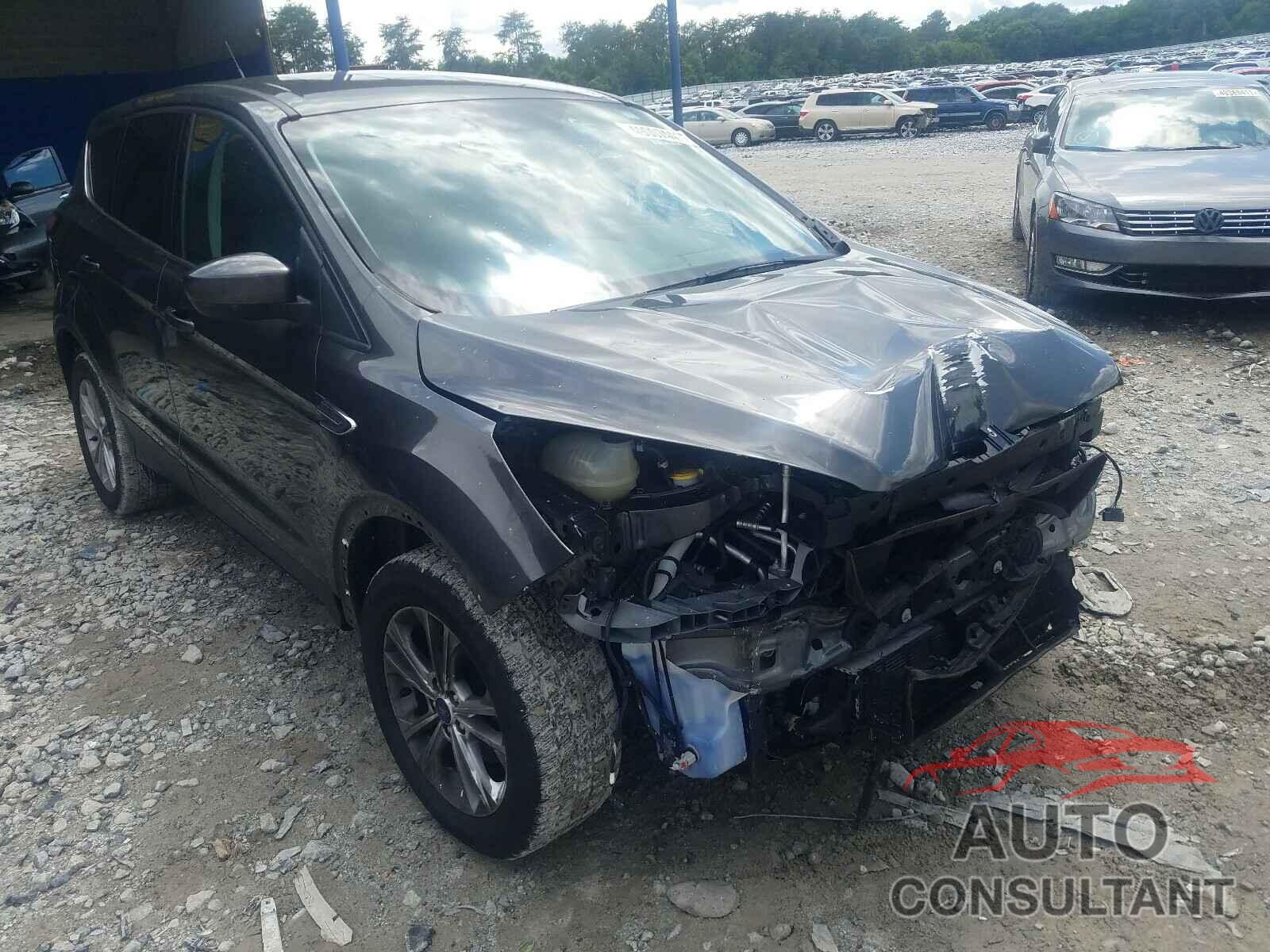 FORD ESCAPE 2017 - 1FMCU0GD6HUD64739