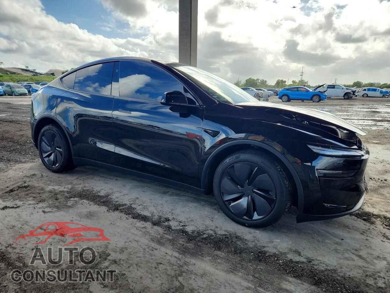 TESLA MODEL Y 2026 - 7SAYGDEEXTA412877