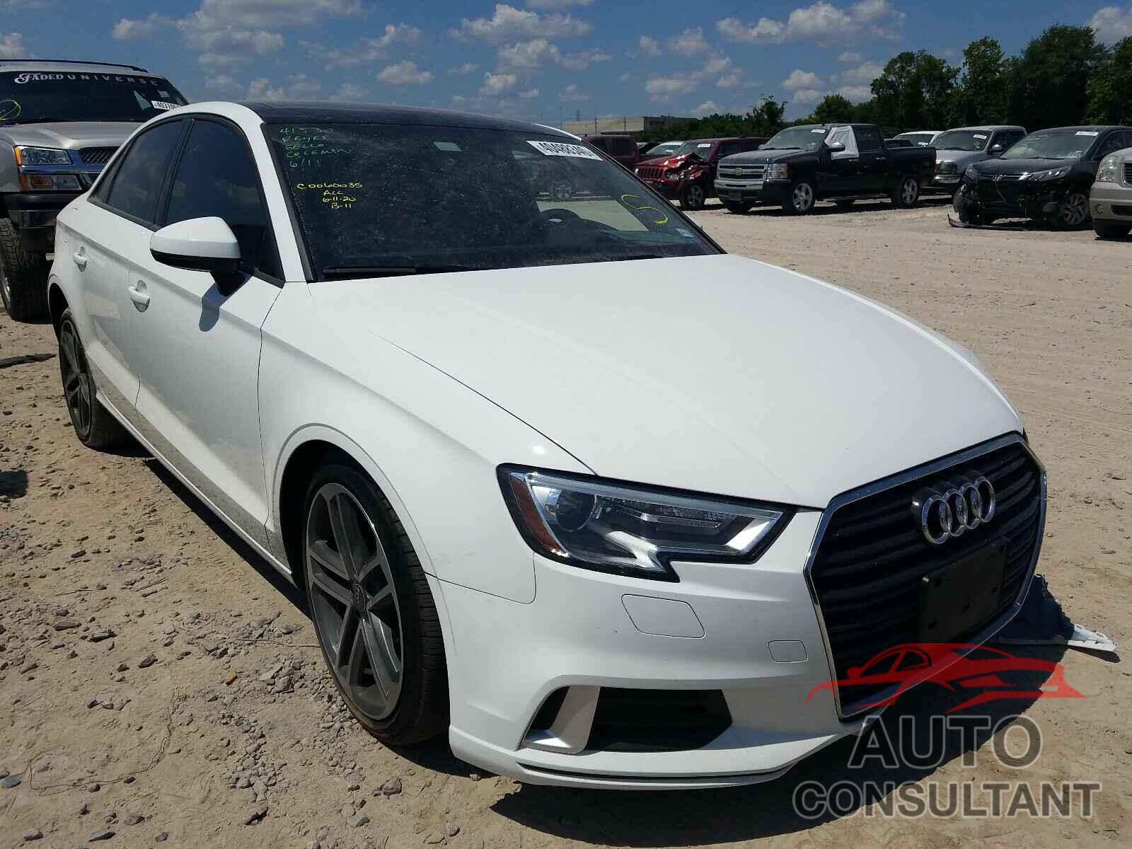 AUDI A3 2018 - WAUAUGFF5J1094544