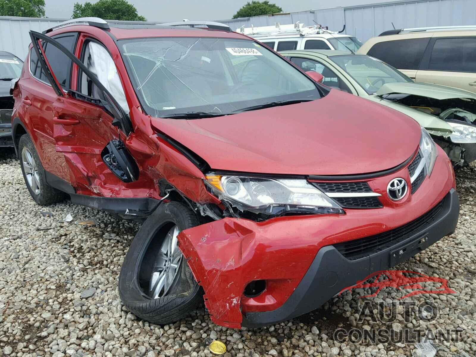 TOYOTA RAV4 XLE 2015 - 2T3WFREV0FW214797