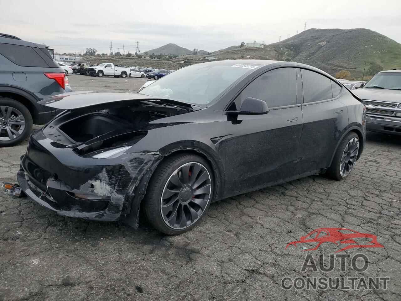 TESLA MODEL Y 2021 - 5YJYGDEF1MF293904