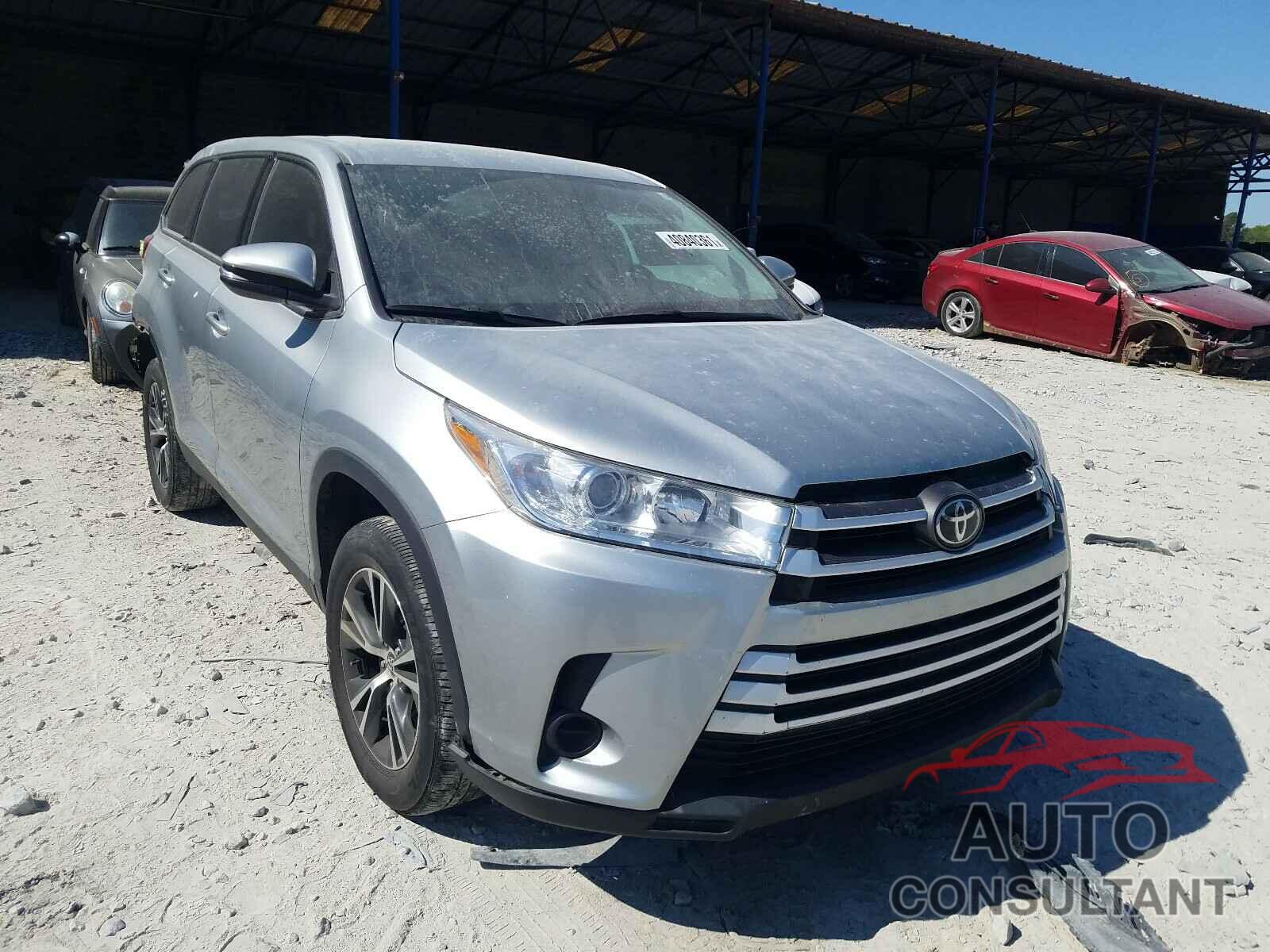TOYOTA HIGHLANDER 2019 - 5TDZARFH4KS042404