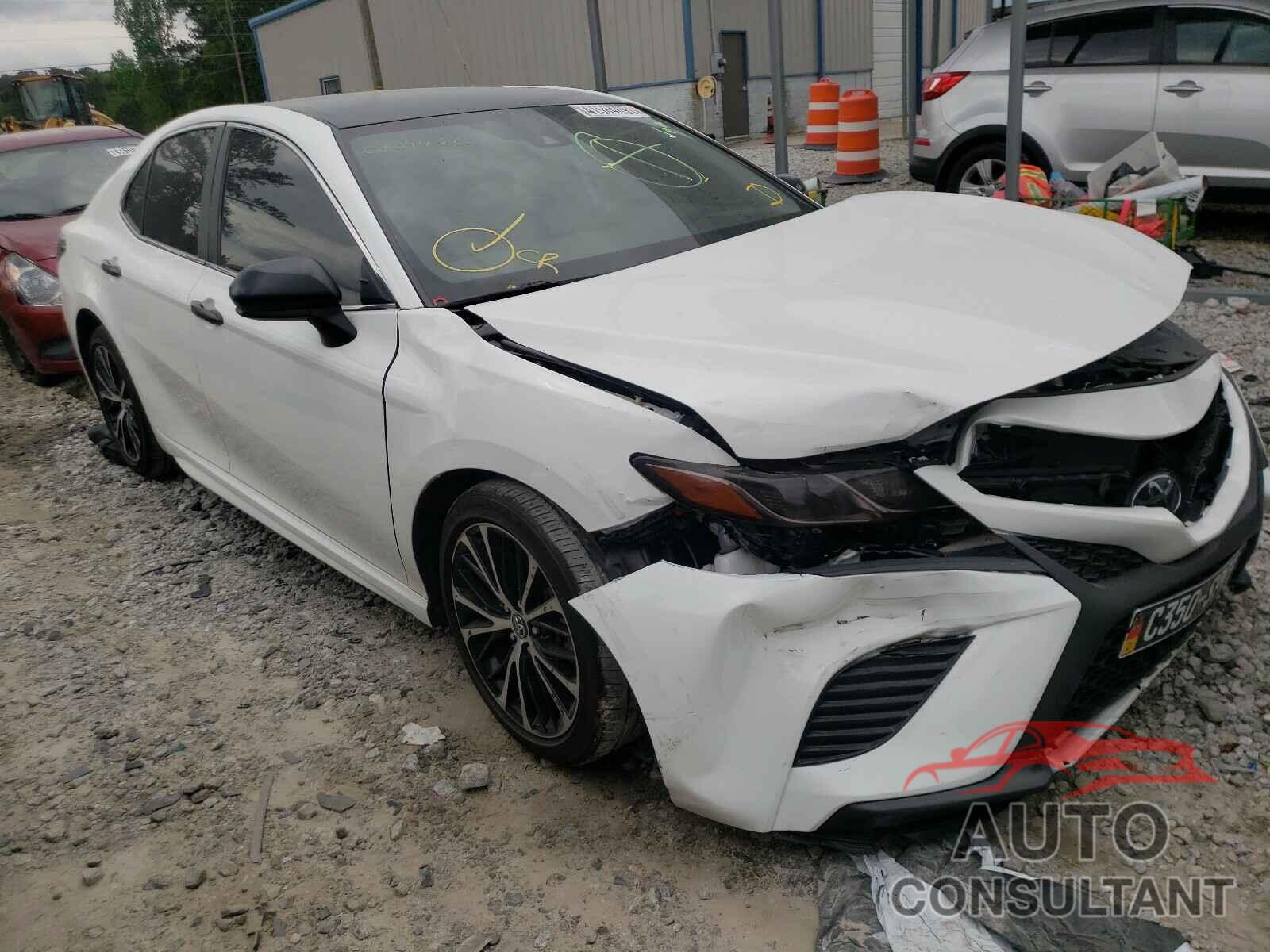TOYOTA CAMRY 2020 - 4T1G11AK0LU339044