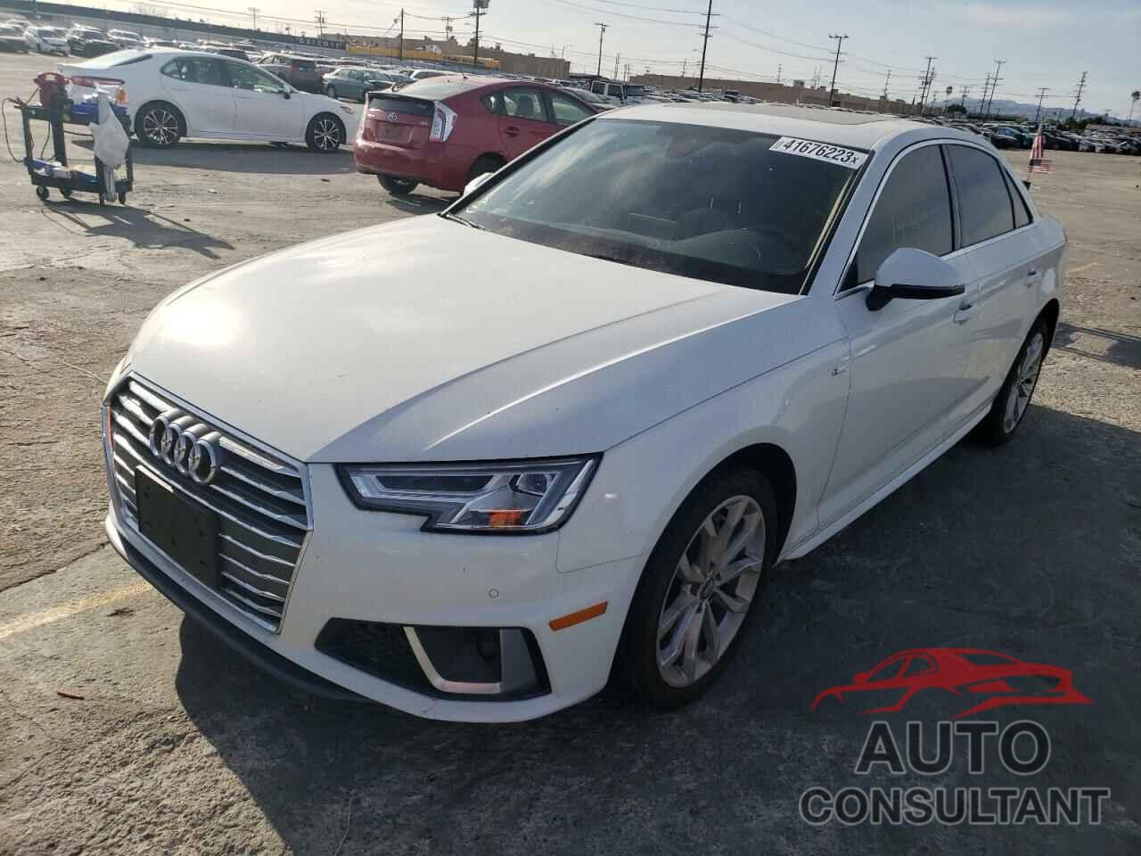 AUDI A4 2019 - WAUENAF45KN021064