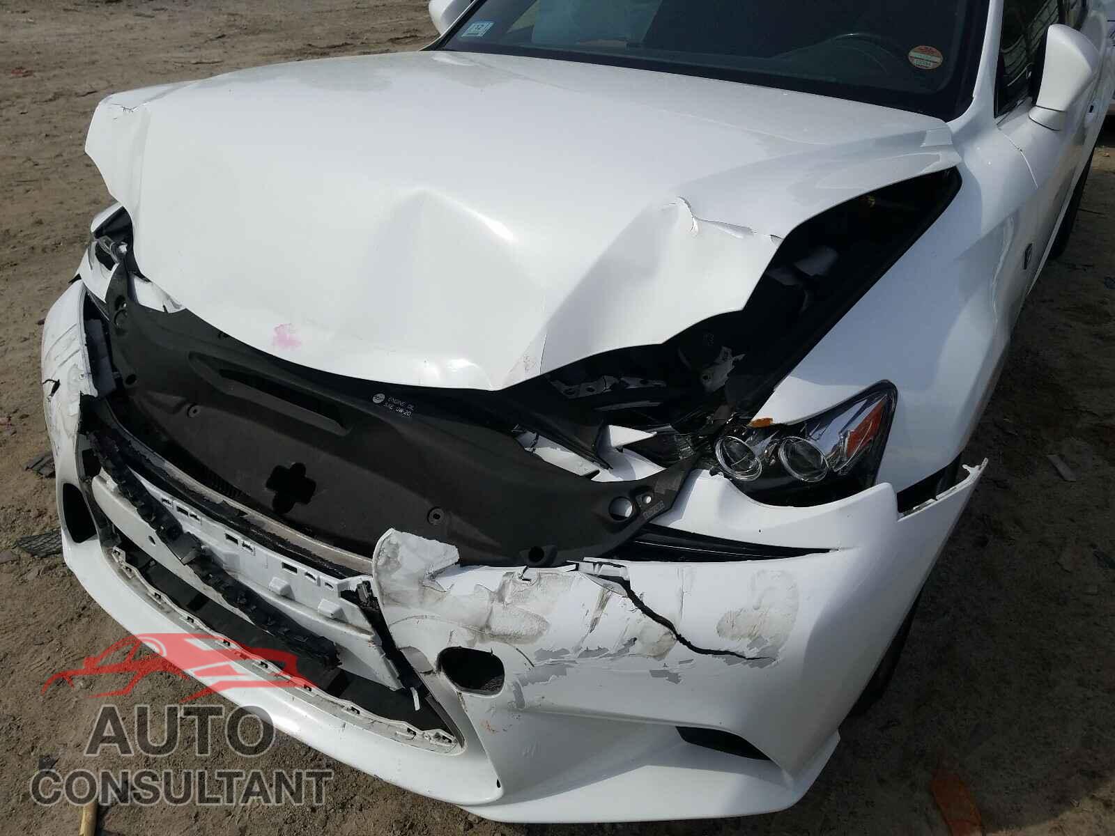LEXUS IS 2016 - JTHCE1D25G5011829