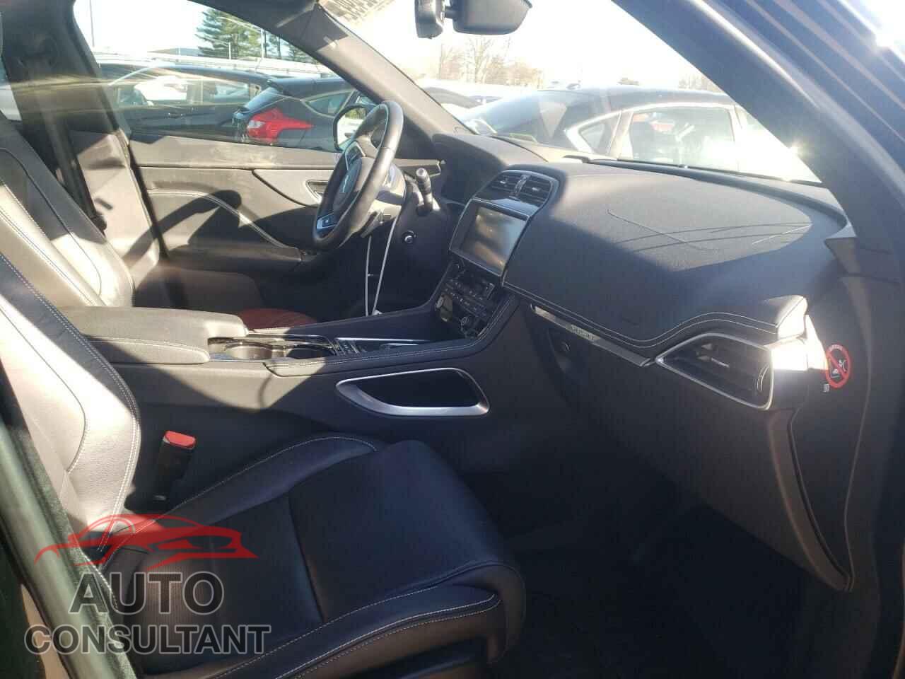 JAGUAR F-PACE 2017 - SADCM2BV4HA071749