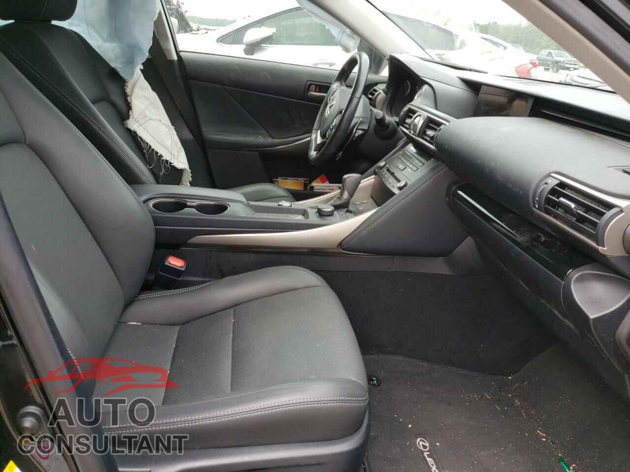 LEXUS IS 2017 - JTHBA1D22H5055814