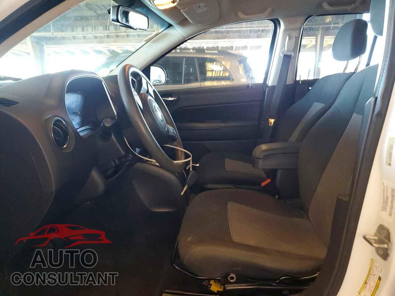 JEEP COMPASS 2014 - 1C4NJCBB4ED818401