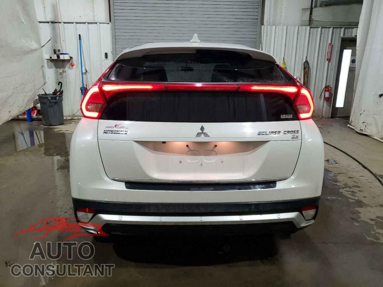 MITSUBISHI ECLIPSE 2018 - JA4AT3AAXJZ039948