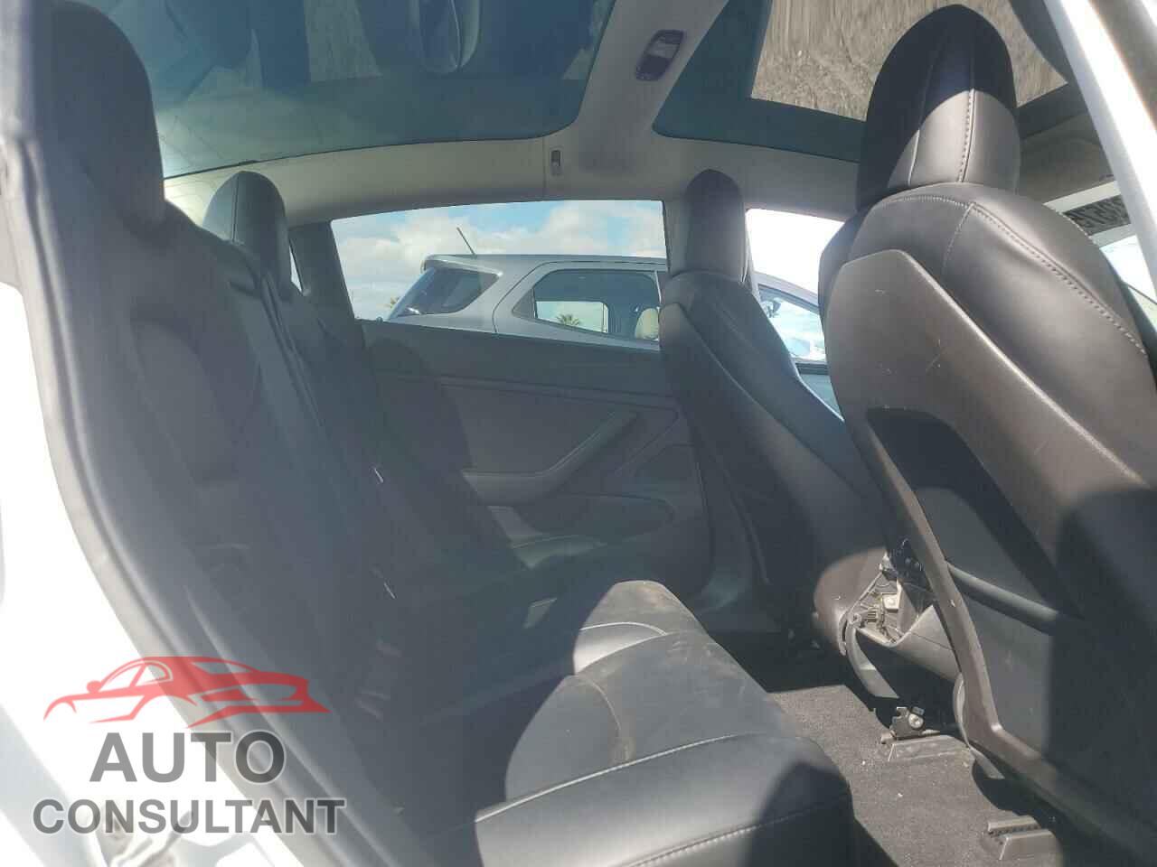 TESLA MODEL 3 2019 - 5YJ3E1EA5KF485617