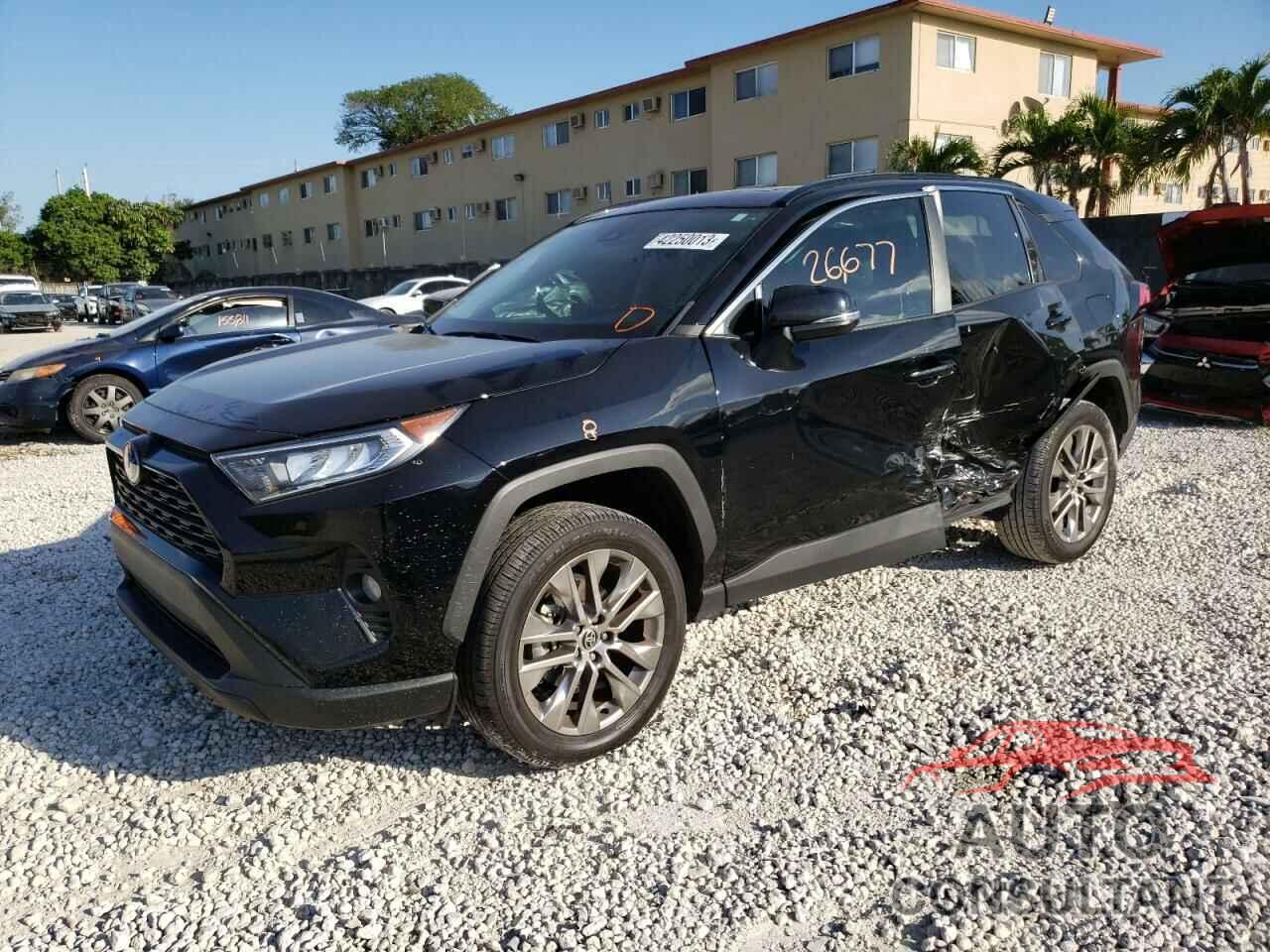 TOYOTA RAV4 2021 - 2T3C1RFV0MC122572