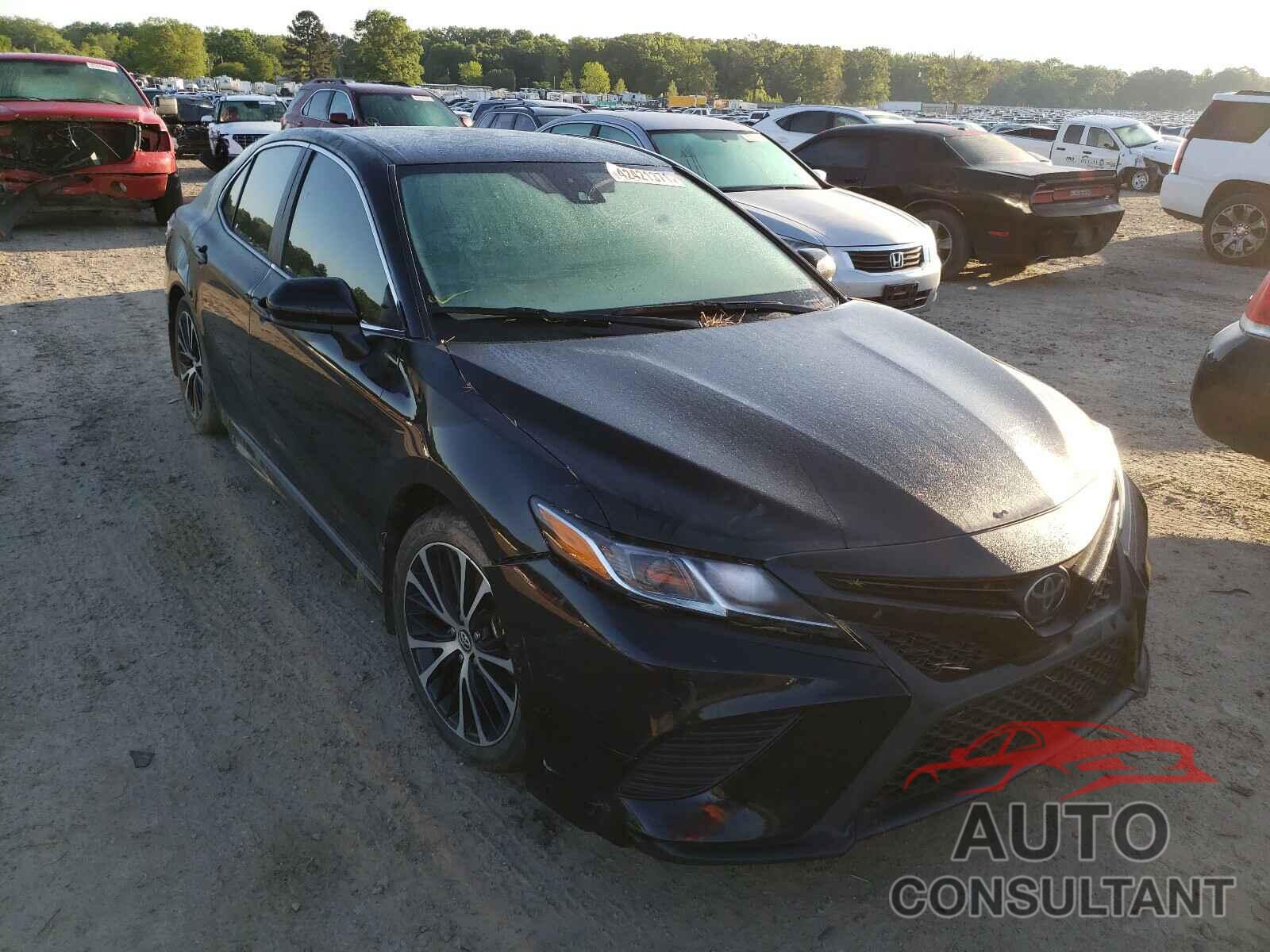 TOYOTA CAMRY 2020 - 4T1G11AK7LU877661
