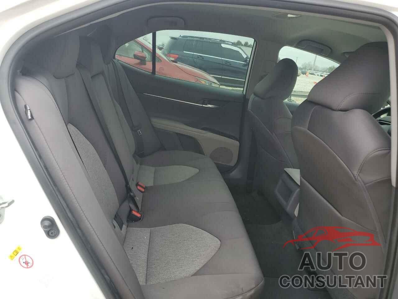 TOYOTA CAMRY 2019 - 4T1B11HK0KU687862