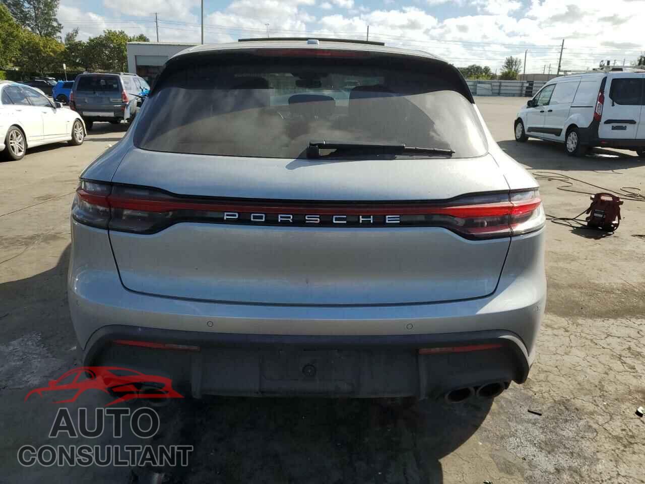 PORSCHE MACAN 2022 - WP1AA2A57NLB05971