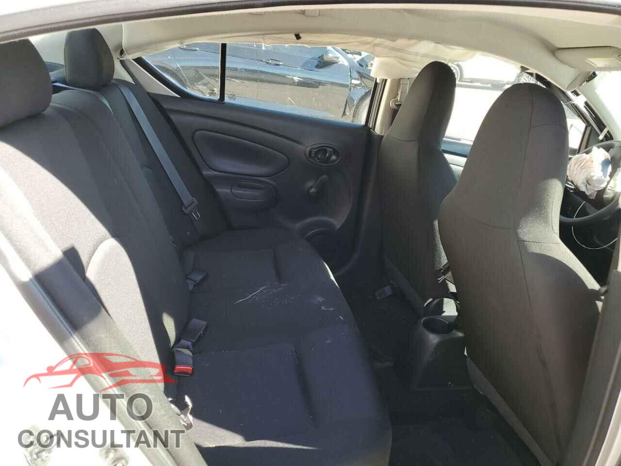 NISSAN VERSA 2017 - 3N1CN7AP3HL829228