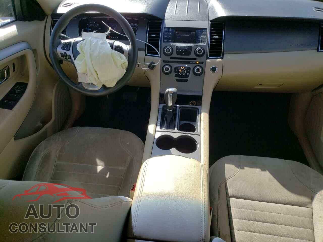 FORD TAURUS 2019 - 1FAHP2D84KG117557