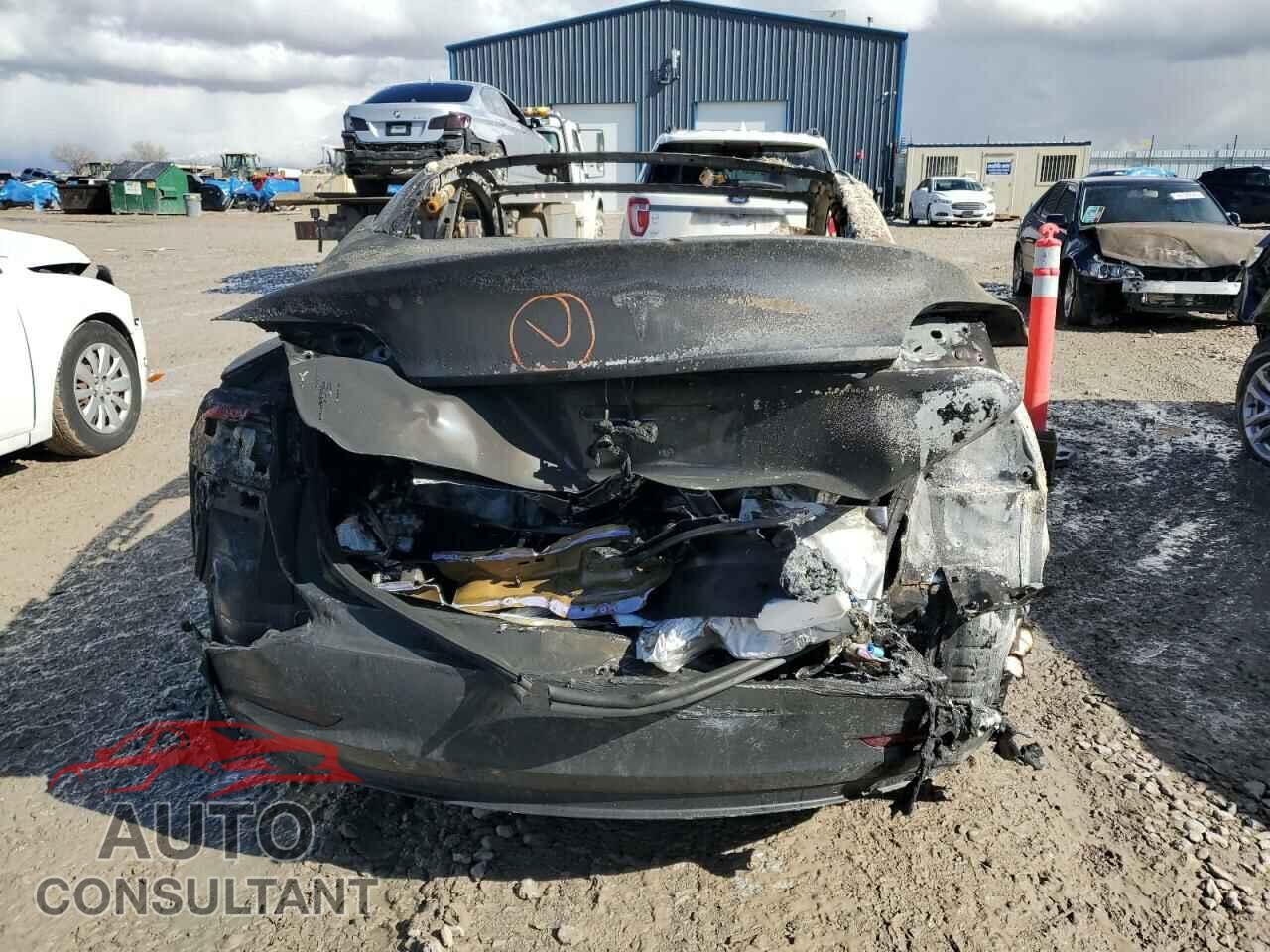 TESLA MODEL 3 2023 - 5YJ3E1EA4PF583707