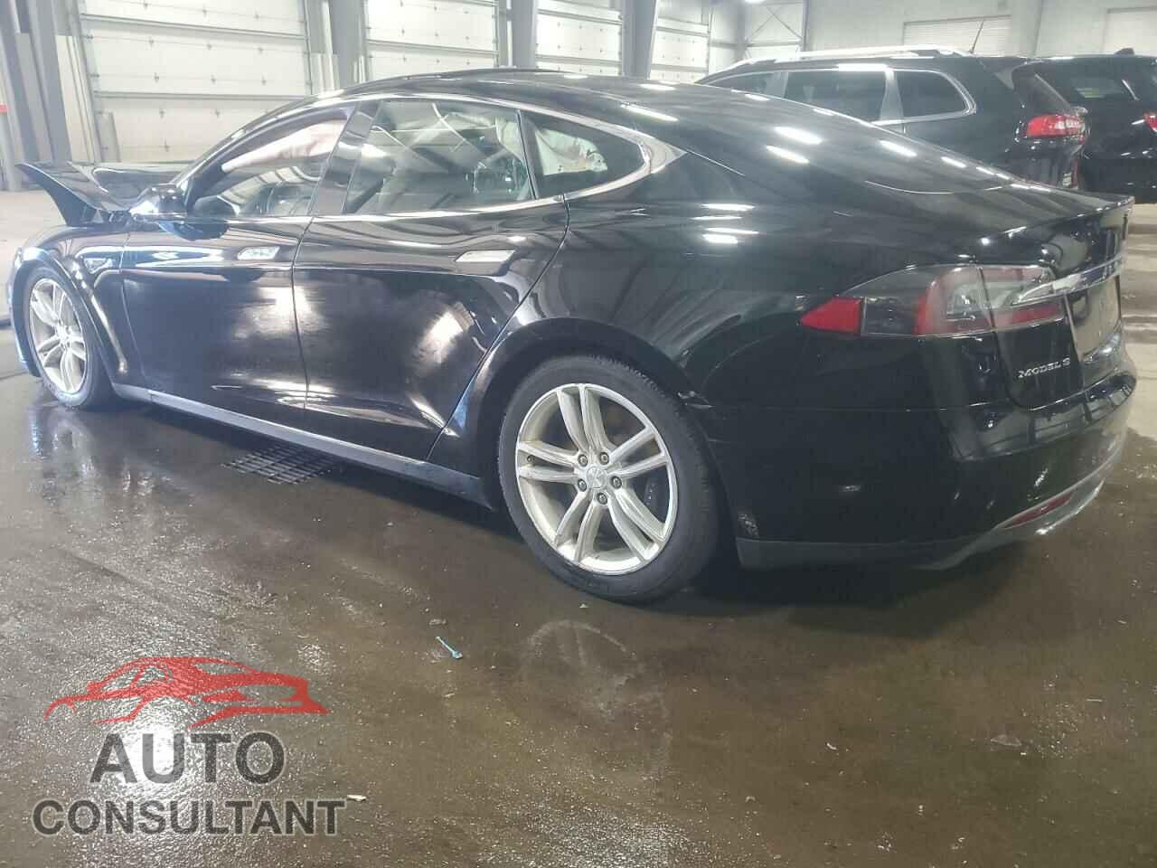 TESLA MODEL S 2015 - 5YJSA1S22FF089834