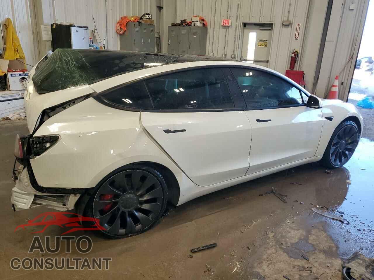 TESLA MODEL 3 2022 - 5YJ3E1EC8NF200530