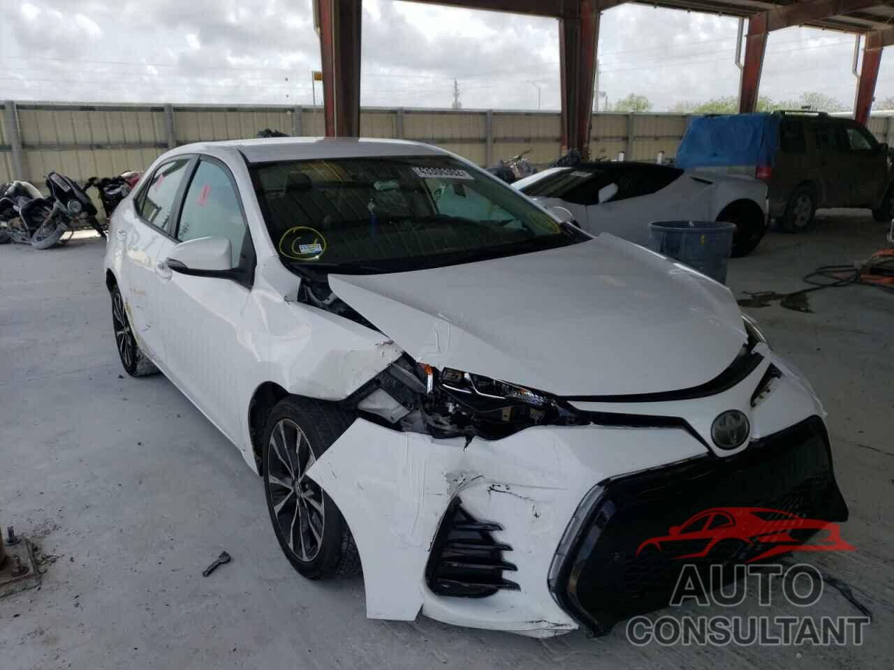 TOYOTA COROLLA 2017 - 5YFBURHEXHP629350